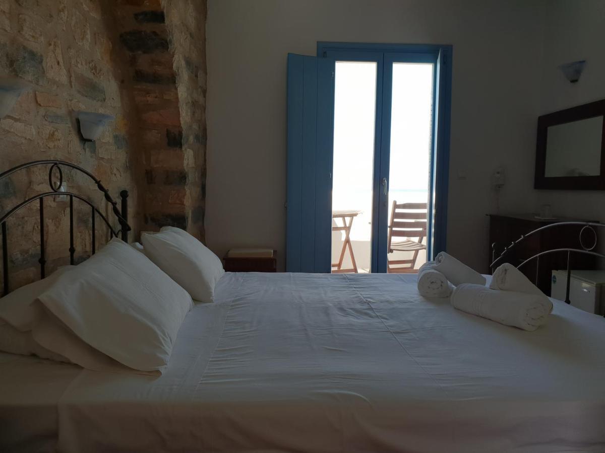 Captain'S Rocks Hotel كريس أكتي المظهر الخارجي الصورة