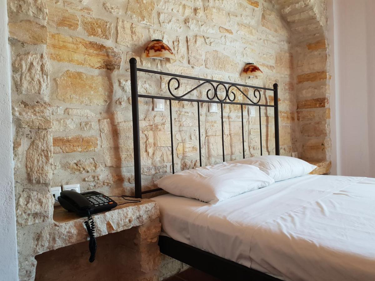 Captain'S Rocks Hotel كريس أكتي المظهر الخارجي الصورة
